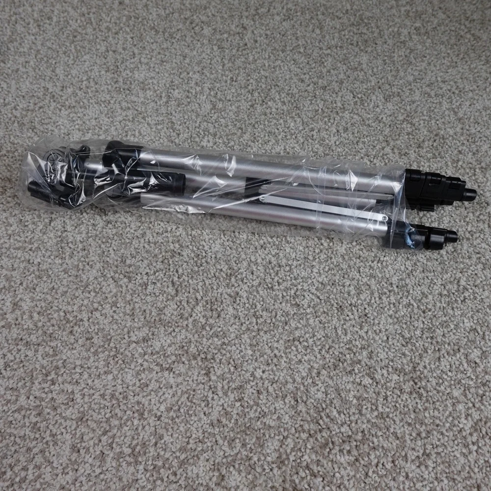 Tripod 3110 Aluminum Camera Stand 4-Section Legs 3-Way Panhead‎ with Bag NEW